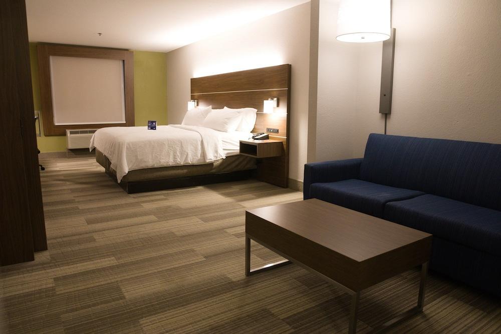 Holiday Inn Express By Ihg Douglas Exterior foto
