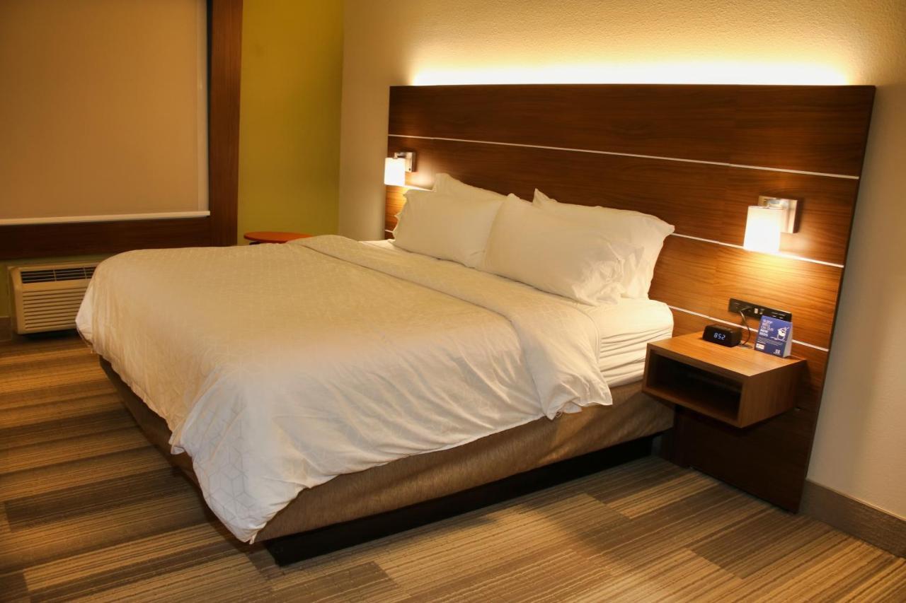Holiday Inn Express By Ihg Douglas Exterior foto