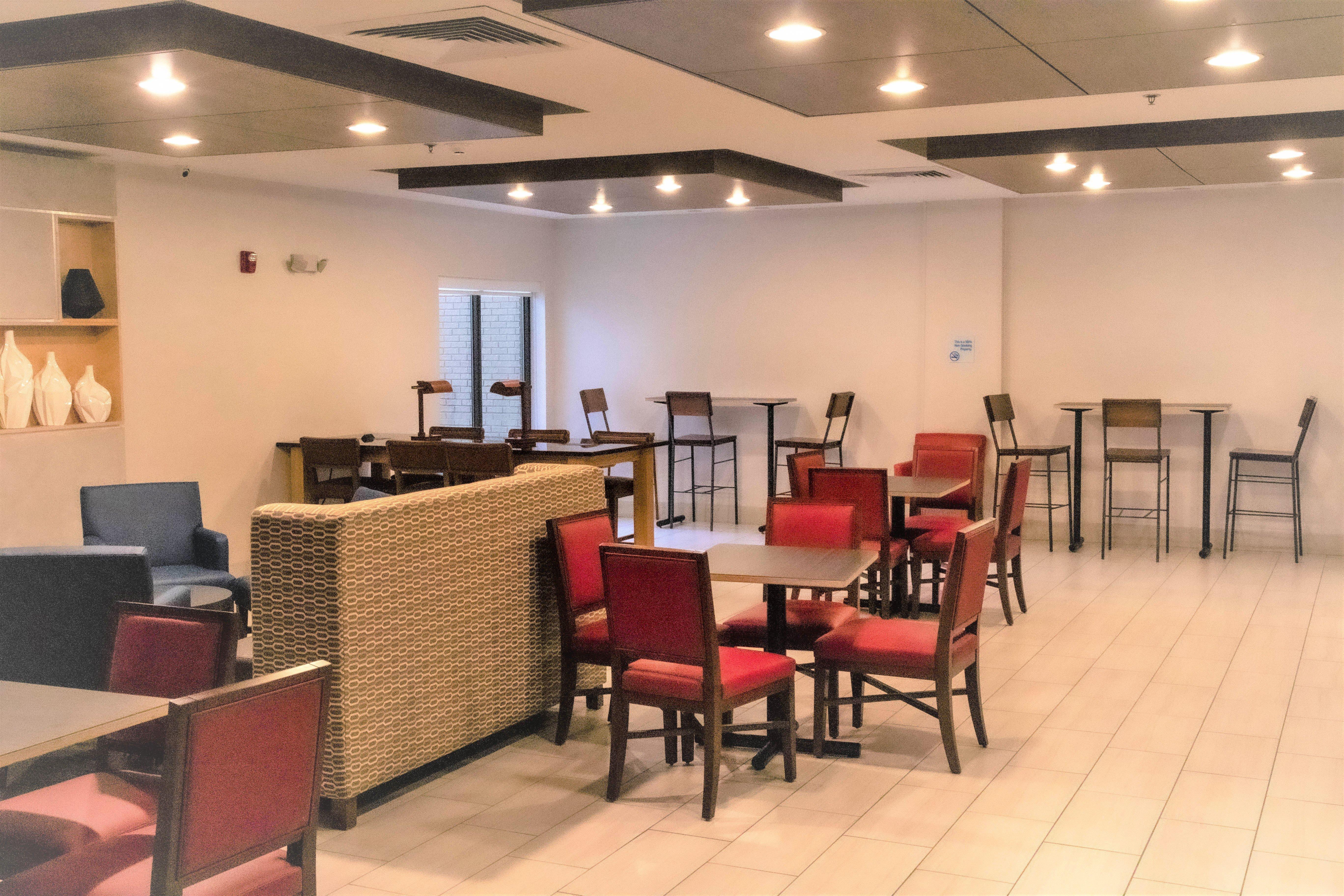 Holiday Inn Express By Ihg Douglas Exterior foto