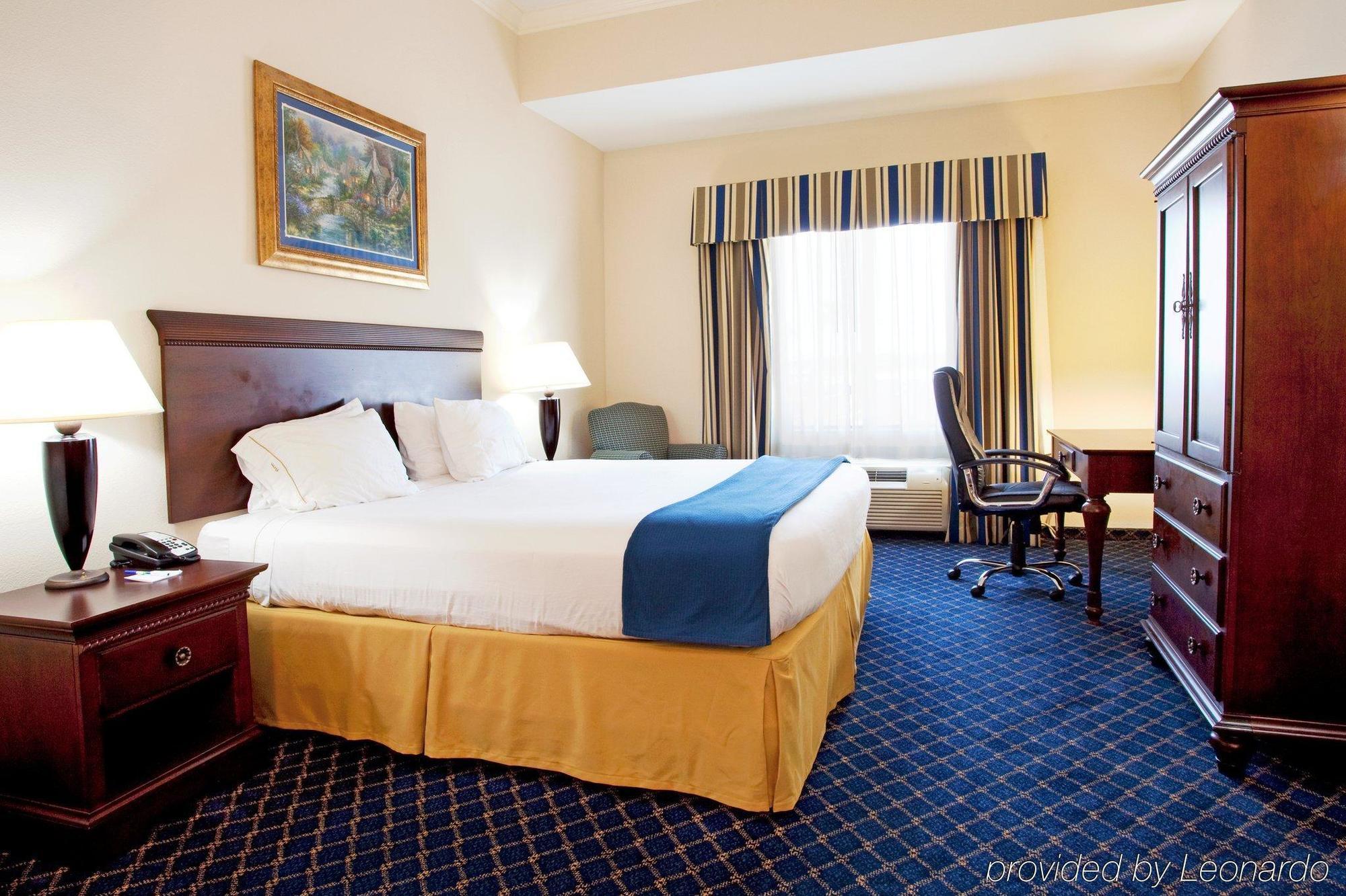 Holiday Inn Express By Ihg Douglas Habitación foto