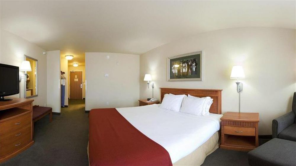 Holiday Inn Express By Ihg Douglas Exterior foto